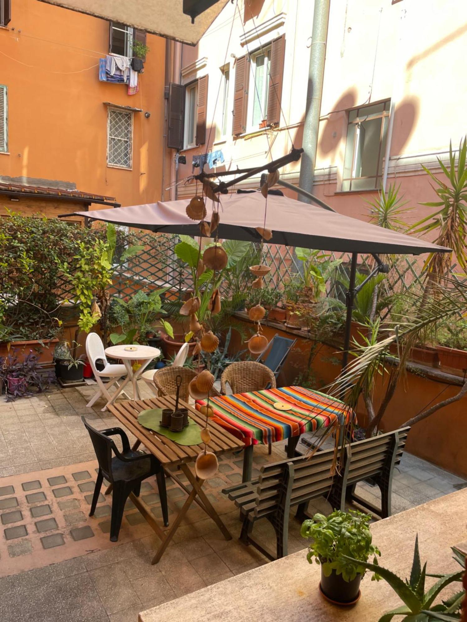 Centro Storico Appartamento Con Terrazza Rome Luaran gambar